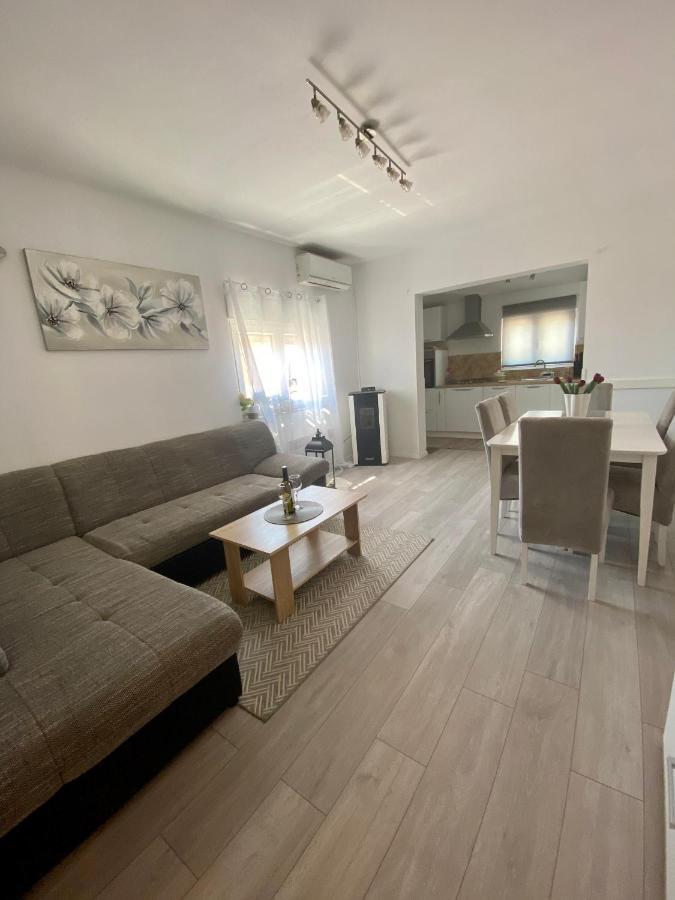 Apartman Ivica Apartment Задар Екстериор снимка